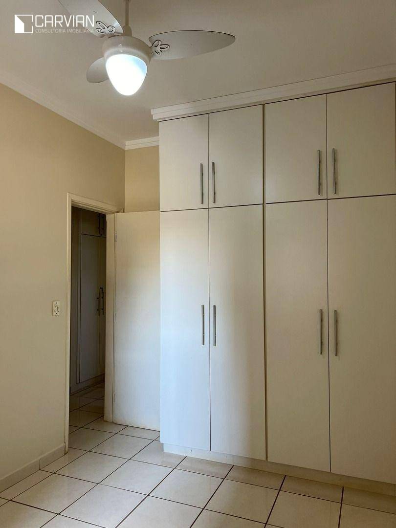 Apartamento para alugar com 3 quartos, 95m² - Foto 15