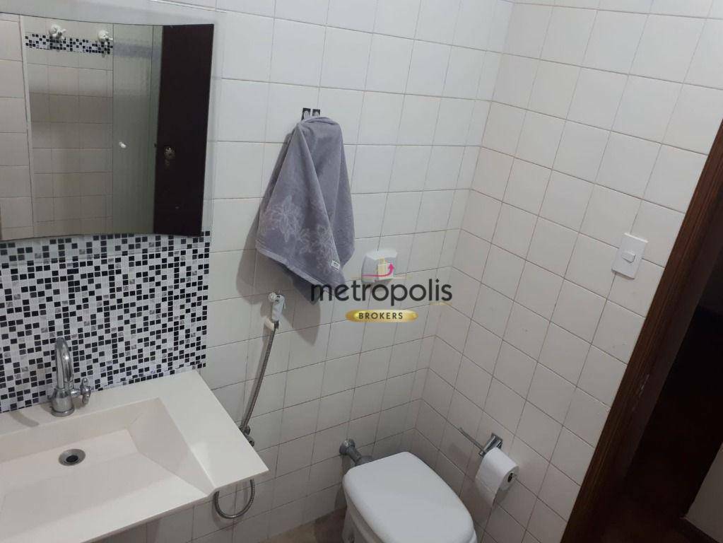 Sobrado à venda com 3 quartos, 250m² - Foto 18