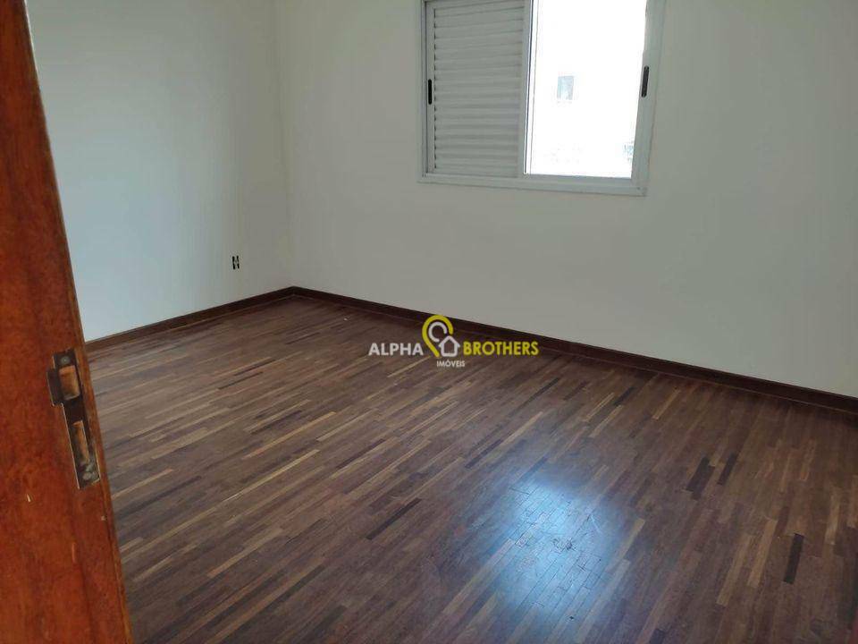 Casa à venda com 3 quartos, 300m² - Foto 20