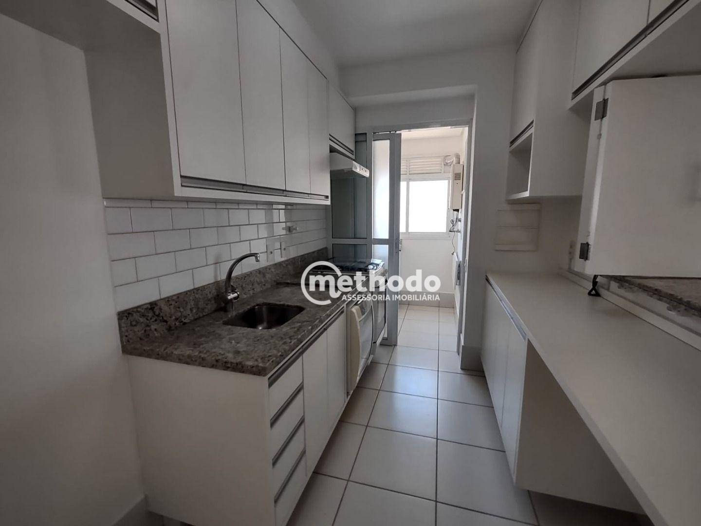 Apartamento à venda com 3 quartos, 80m² - Foto 4