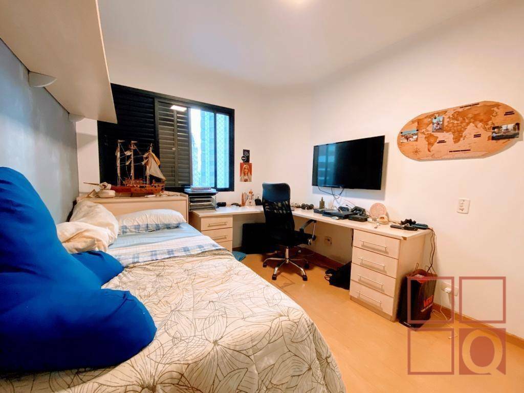 Apartamento à venda com 3 quartos, 124m² - Foto 25