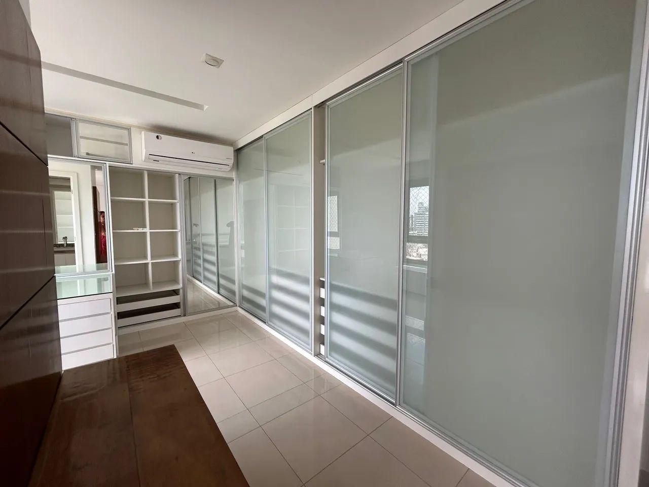 Apartamento à venda com 3 quartos, 200m² - Foto 5