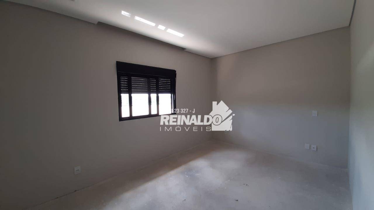 Casa de Condomínio à venda com 3 quartos, 201m² - Foto 4