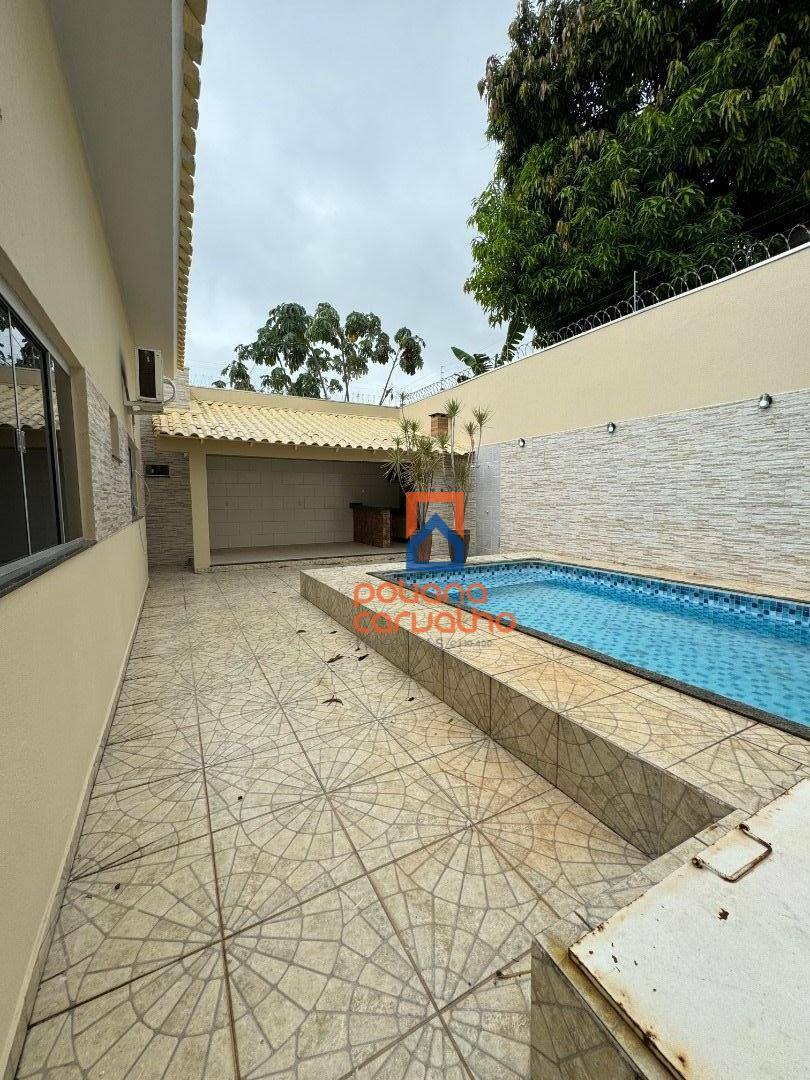 Casa à venda com 3 quartos, 220m² - Foto 4