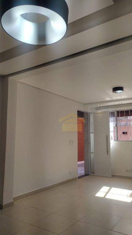 Sobrado à venda com 3 quartos, 140M2 - Foto 2