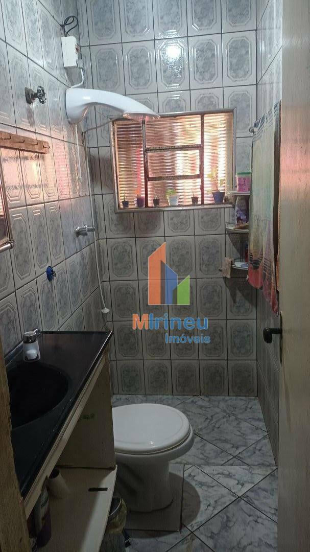 Casa à venda com 1 quarto, 80m² - Foto 13