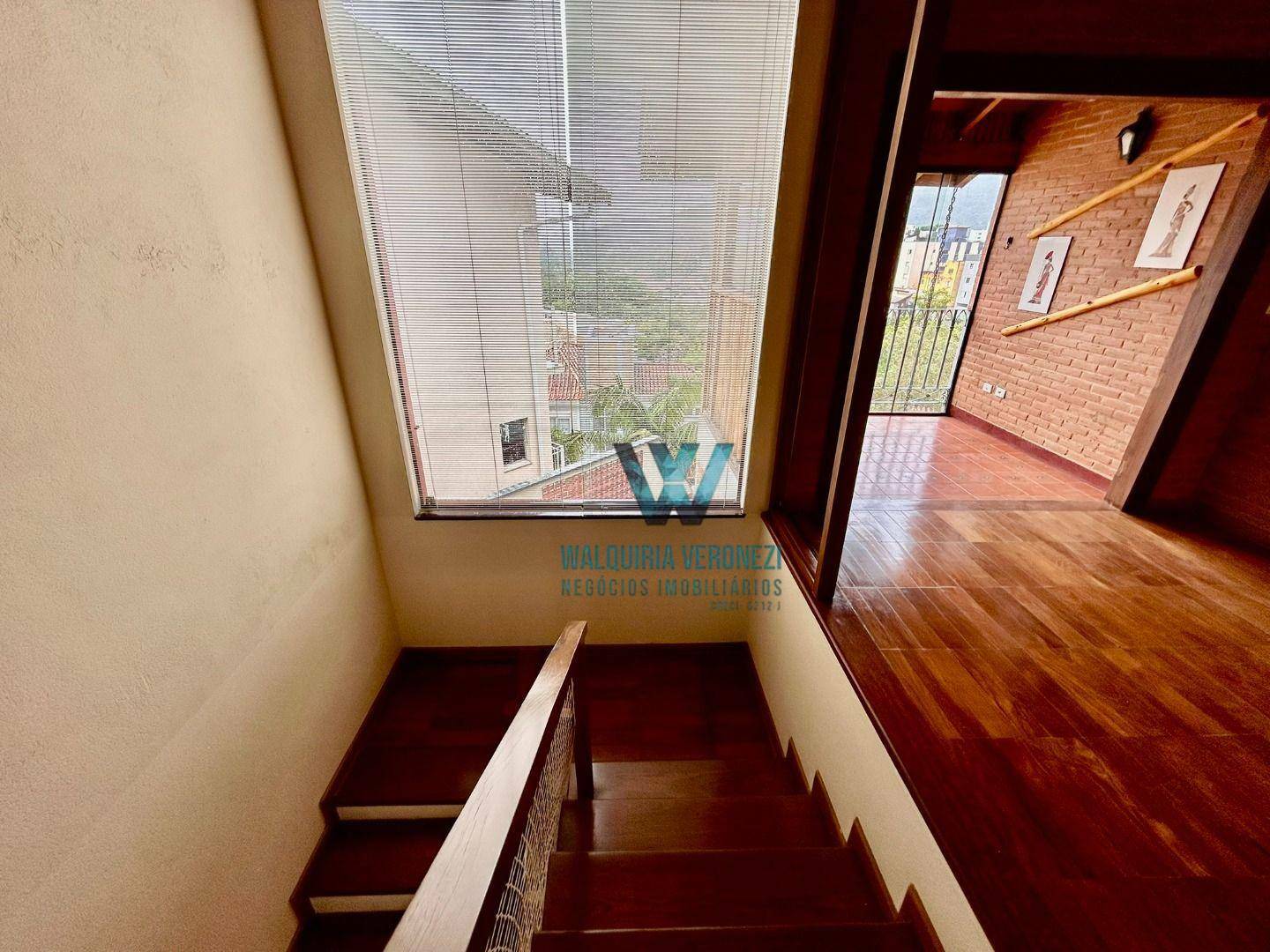 Casa à venda e aluguel com 3 quartos, 295m² - Foto 42