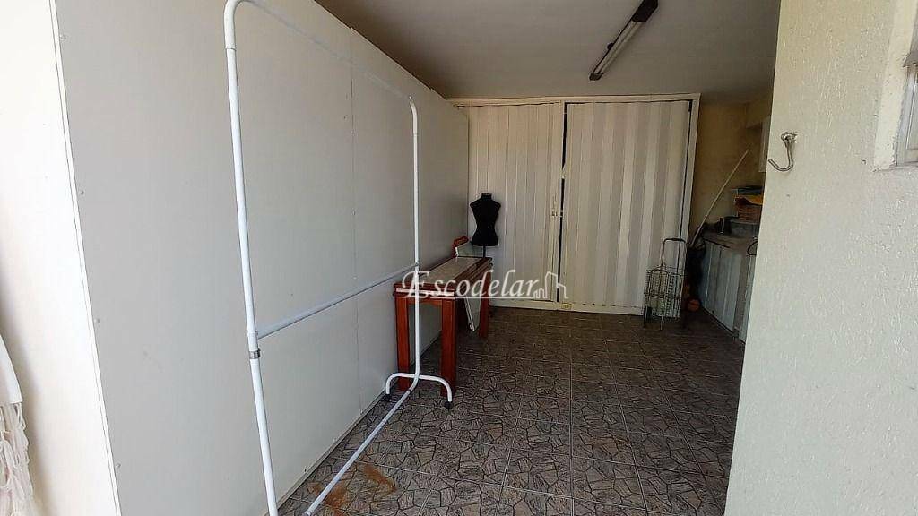 Sobrado à venda com 4 quartos, 350m² - Foto 43