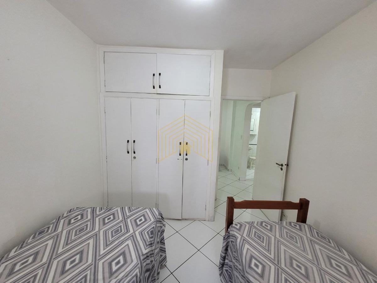 Apartamento à venda com 2 quartos, 70m² - Foto 33