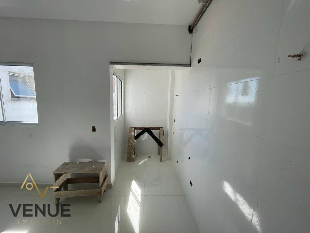 Apartamento à venda com 2 quartos, 40m² - Foto 4