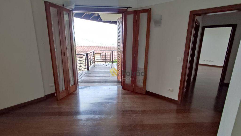 Casa de Condomínio à venda com 3 quartos, 550m² - Foto 56