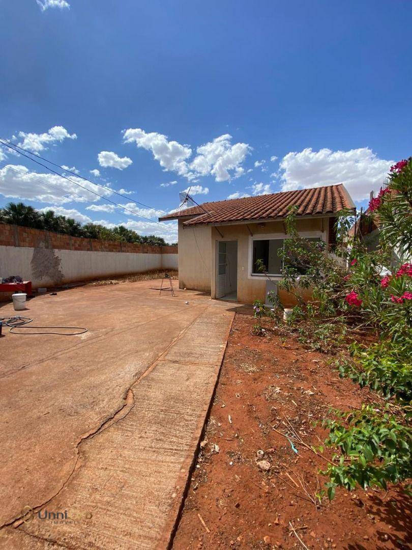 Casa, 3 quartos, 62 m² - Foto 1