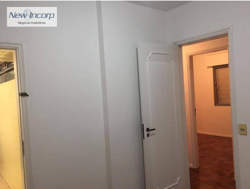 Apartamento à venda com 3 quartos, 80m² - Foto 4