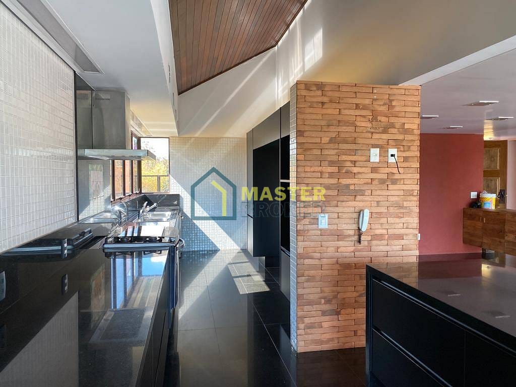 Casa à venda e aluguel com 3 quartos, 250m² - Foto 8