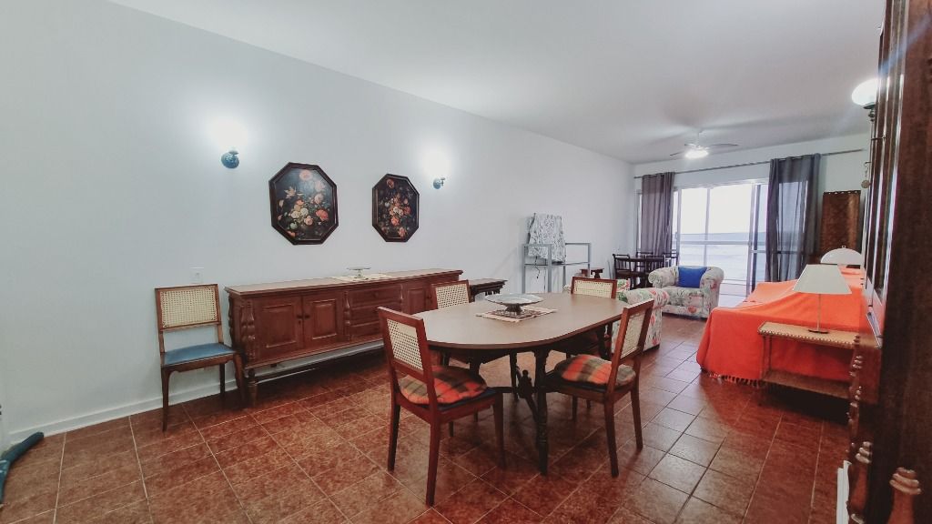 Apartamento à venda com 3 quartos, 200m² - Foto 3