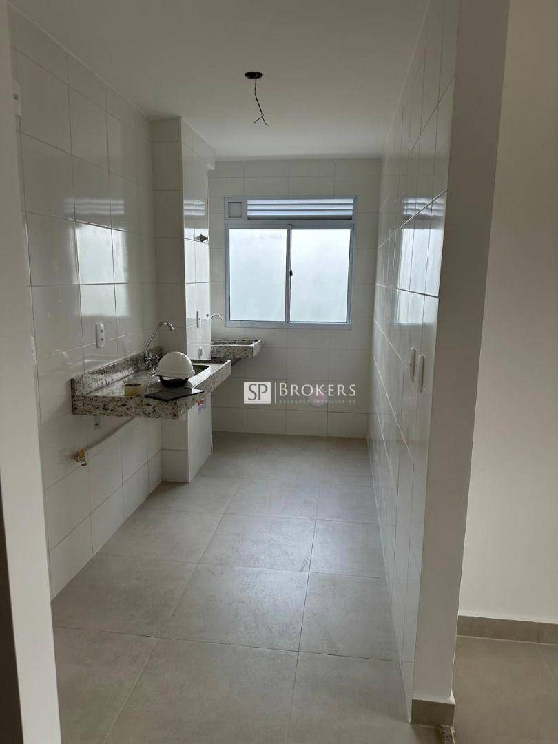 Apartamento à venda com 2 quartos, 48m² - Foto 4