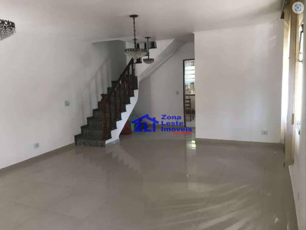 Sobrado à venda com 5 quartos, 350m² - Foto 1