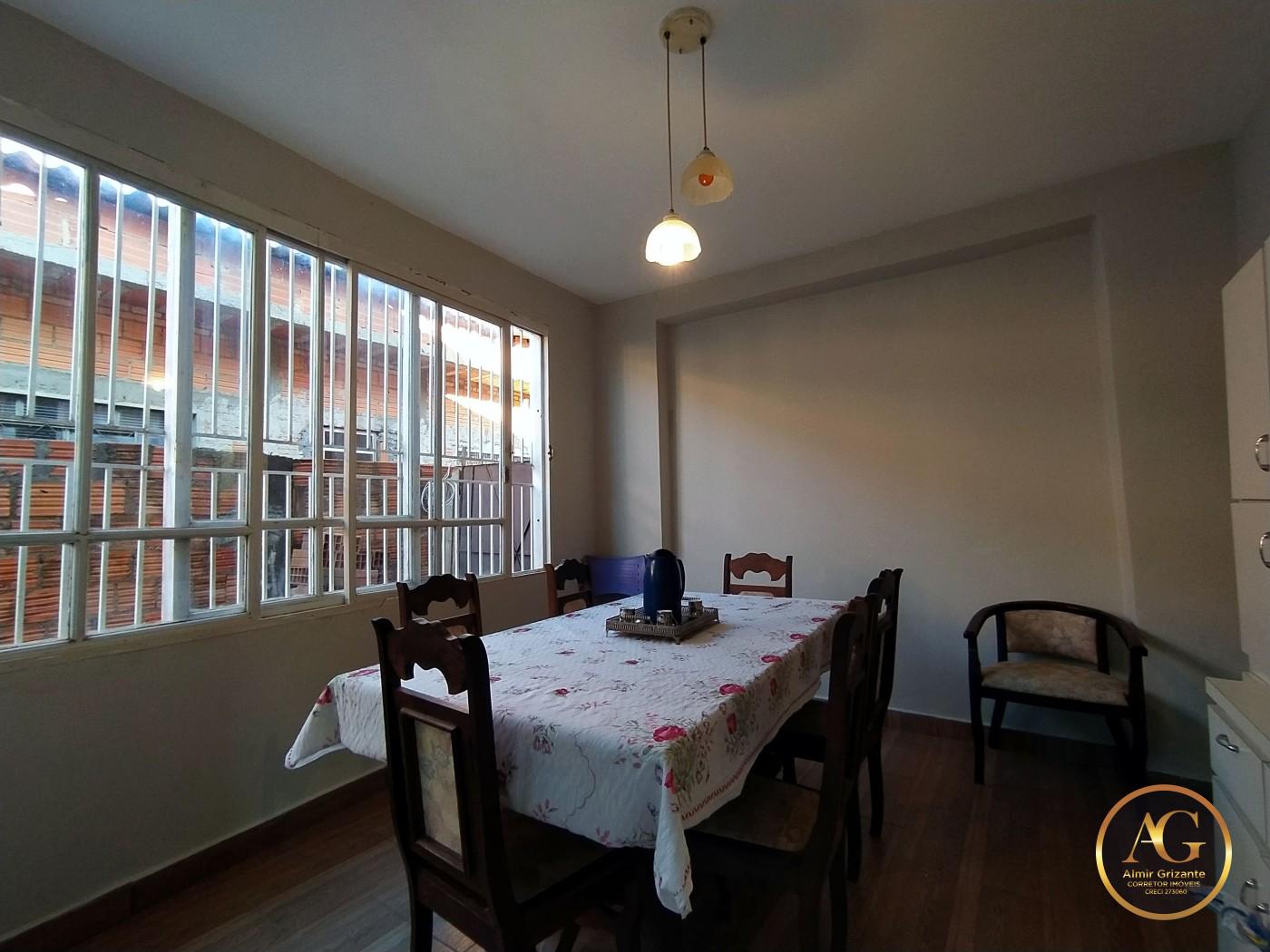 Casa à venda com 2 quartos, 60m² - Foto 13