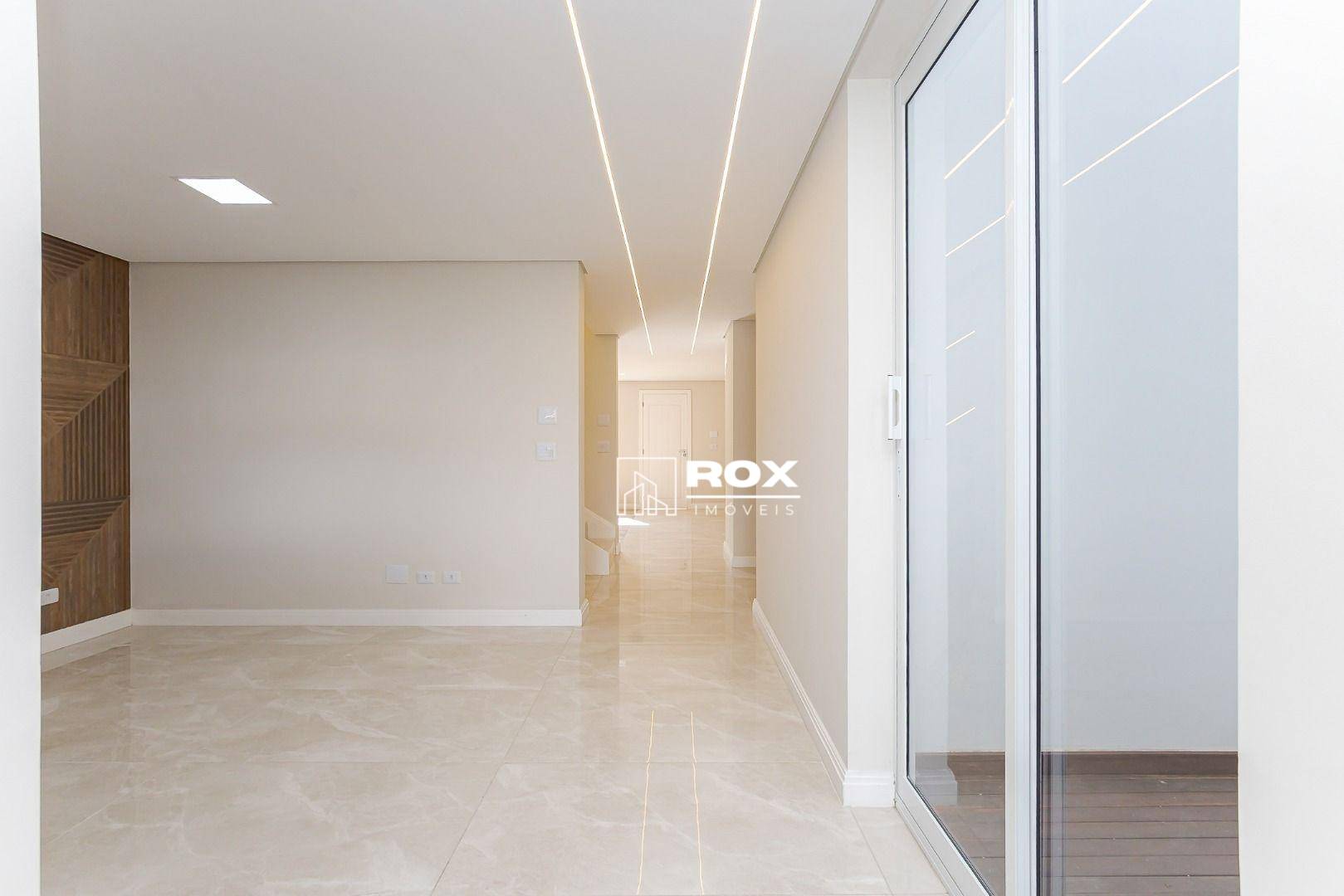 Sobrado à venda com 3 quartos, 179m² - Foto 2