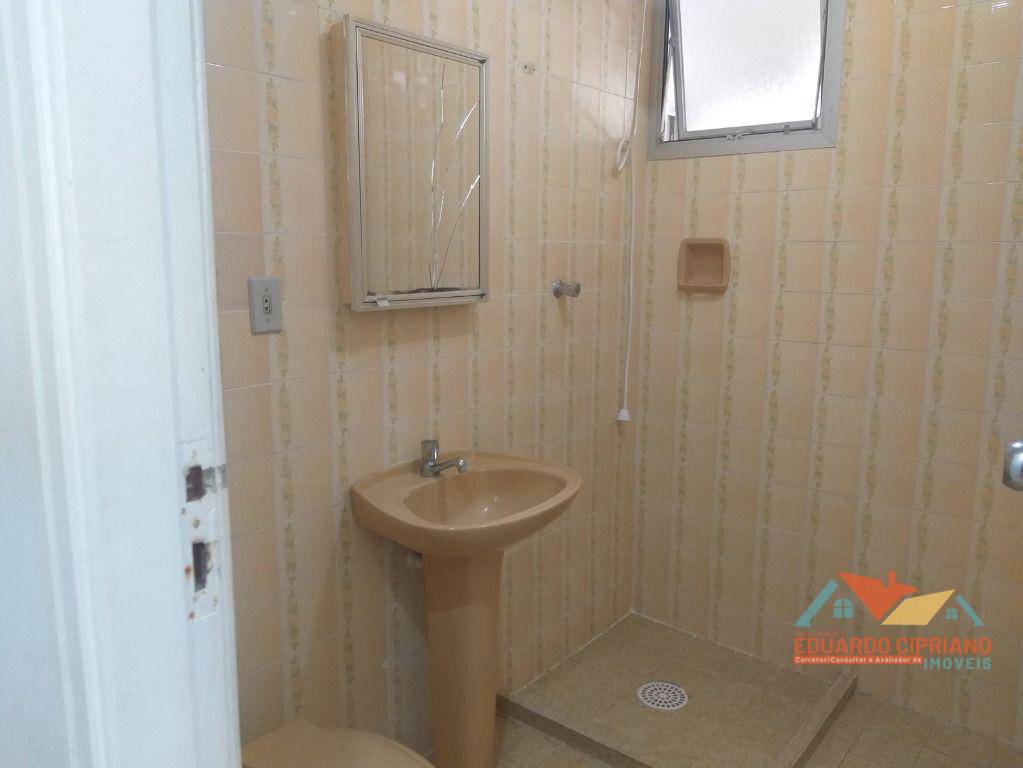 Apartamento à venda com 3 quartos, 130m² - Foto 19