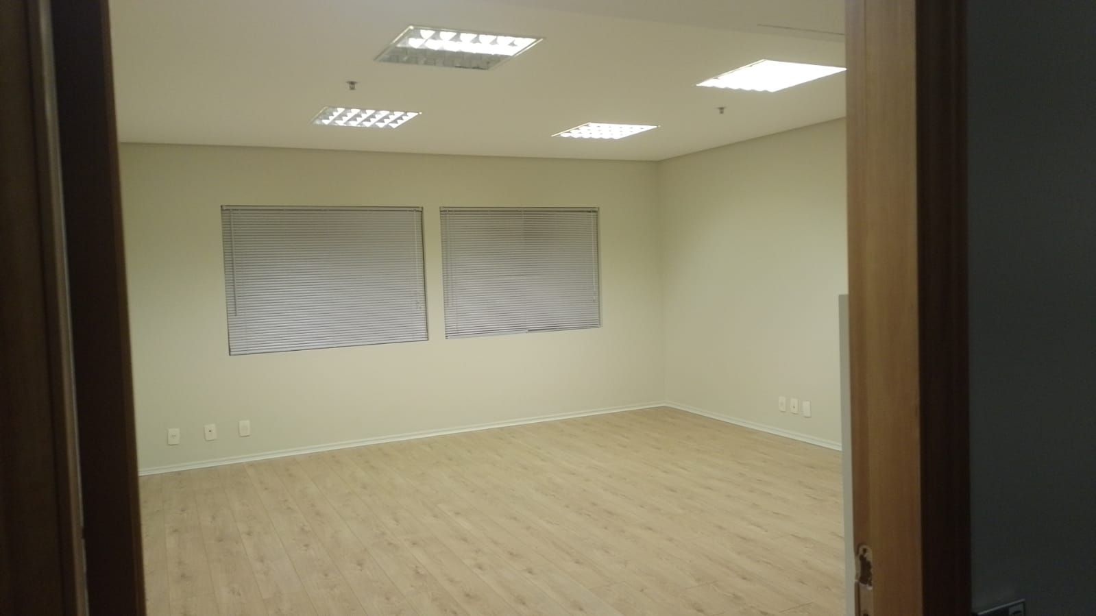 Conjunto Comercial-Sala à venda, 31m² - Foto 3