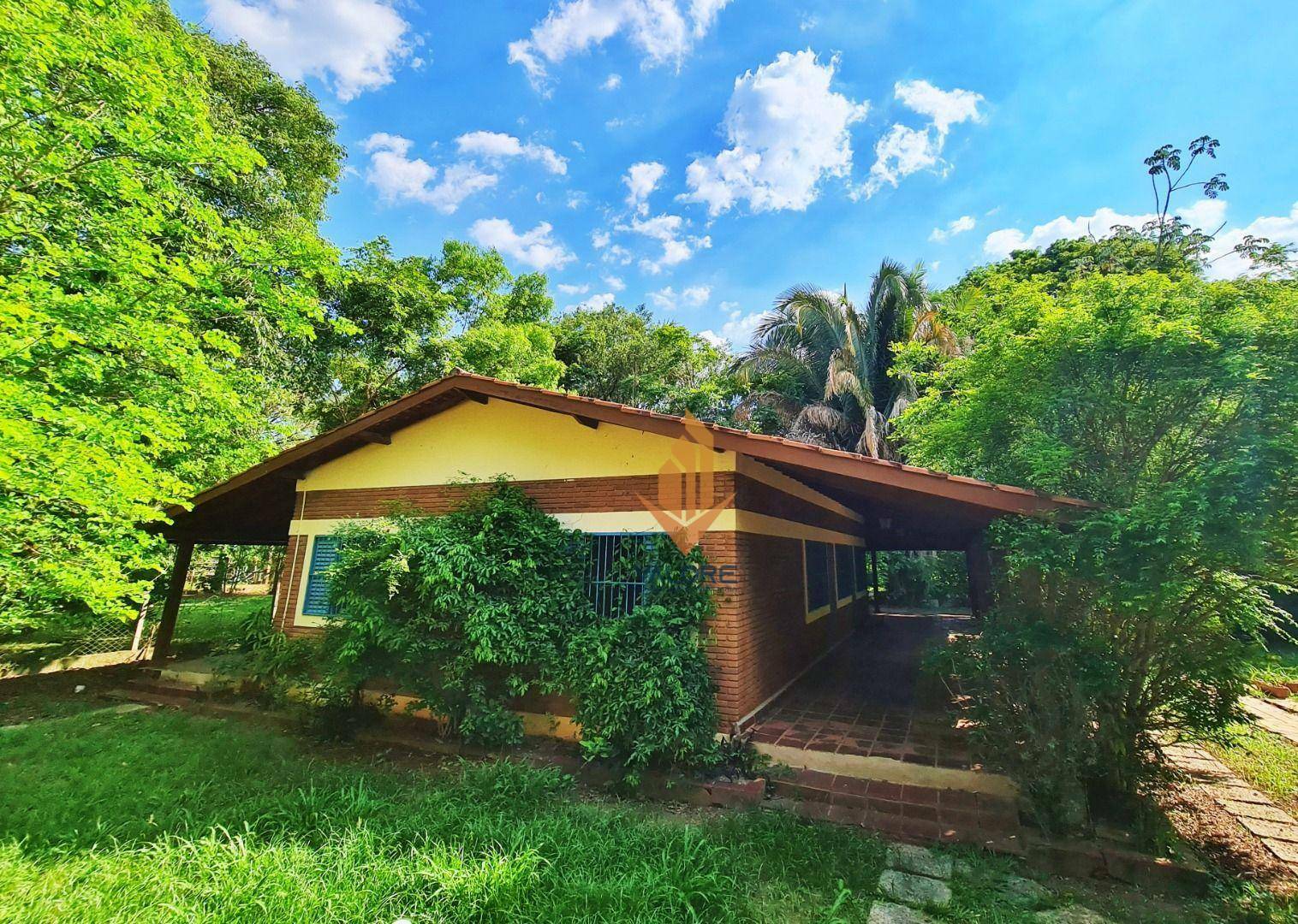 Casa de Condomínio à venda com 3 quartos, 392m² - Foto 1