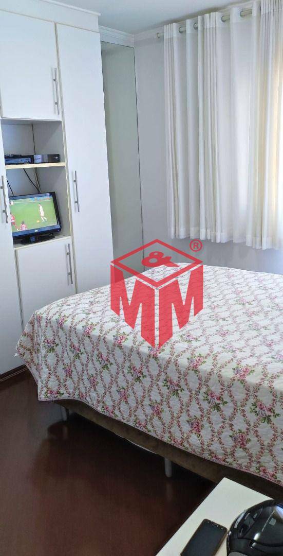 Apartamento à venda com 2 quartos, 70m² - Foto 10