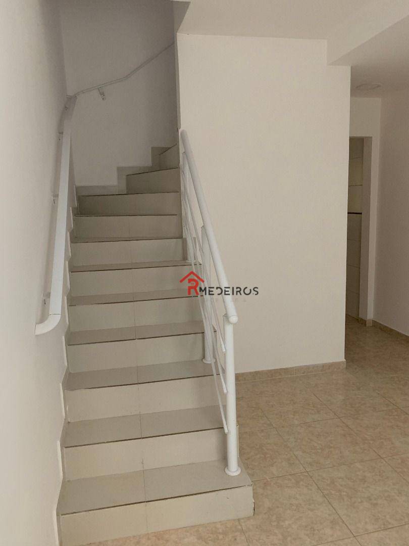 Sobrado à venda com 2 quartos, 51M2 - Foto 9