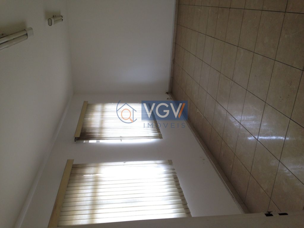 Casa à venda e aluguel com 6 quartos, 450m² - Foto 15