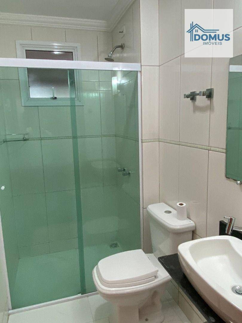 Apartamento para alugar com 3 quartos, 100m² - Foto 7