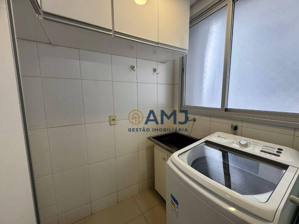 Apartamento para alugar com 2 quartos, 68m² - Foto 29