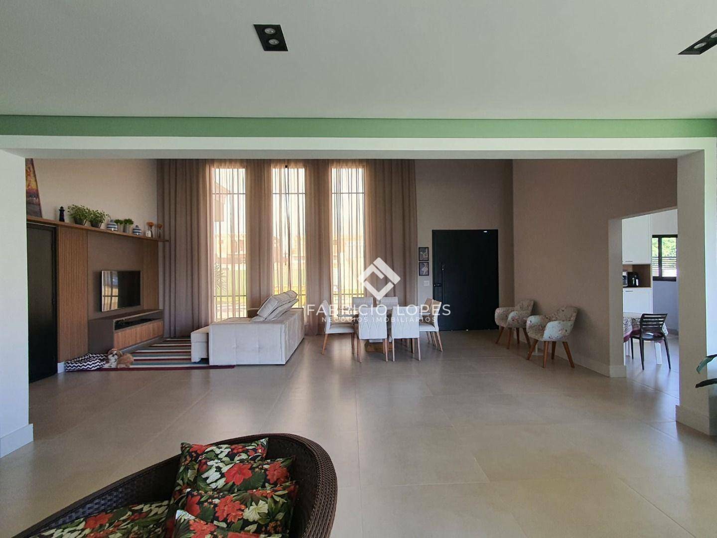 Casa à venda com 4 quartos, 300m² - Foto 5