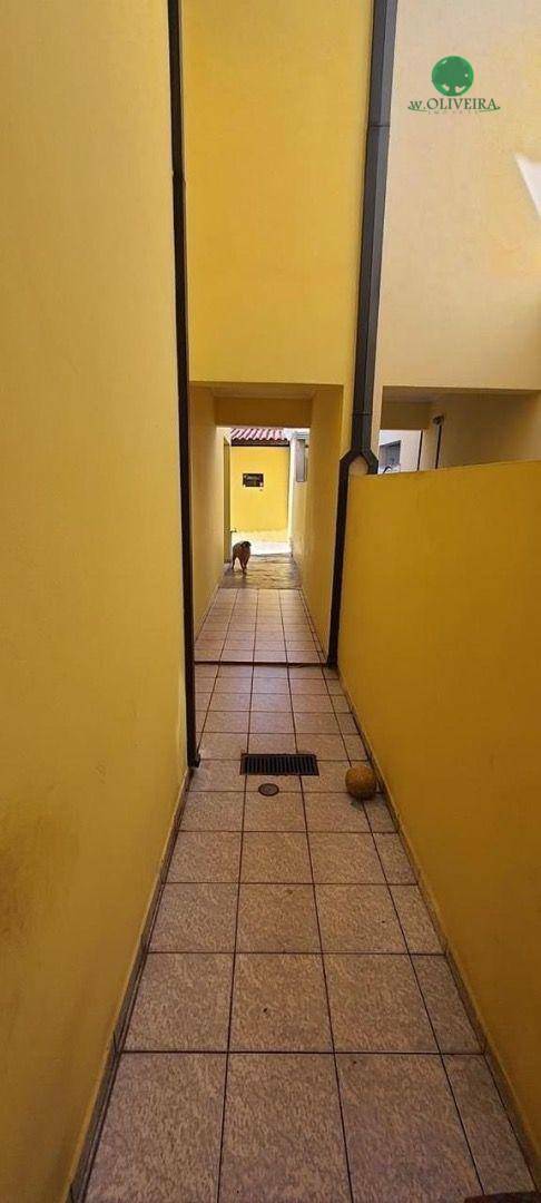 Sobrado à venda com 3 quartos, 138m² - Foto 4