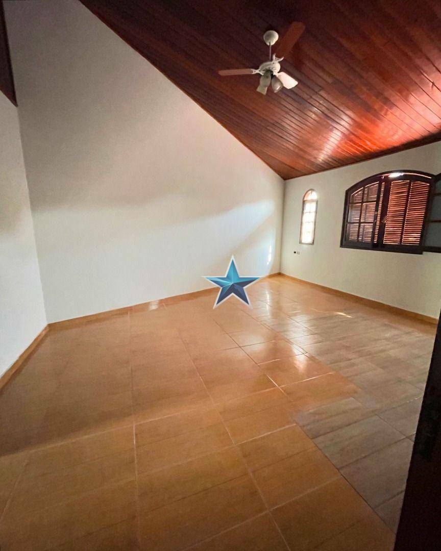 Casa à venda com 3 quartos, 145m² - Foto 10