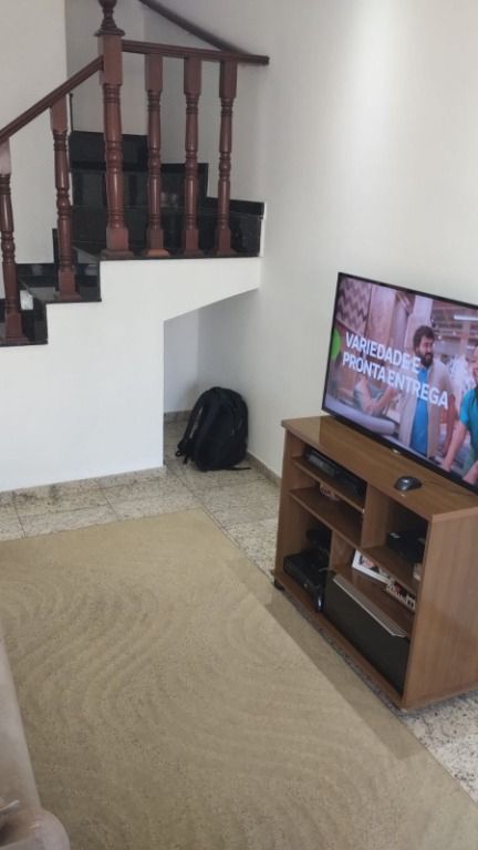 Casa à venda com 3 quartos, 180m² - Foto 6