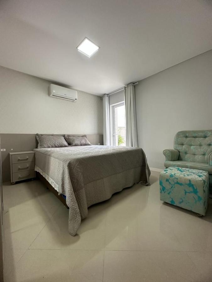 Apartamento para alugar com 3 quartos, 320m² - Foto 13