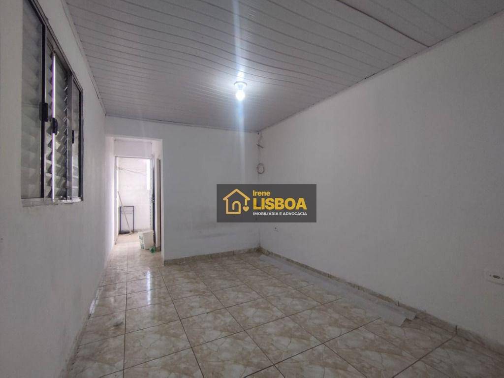 Casa para alugar com 1 quarto, 36m² - Foto 12