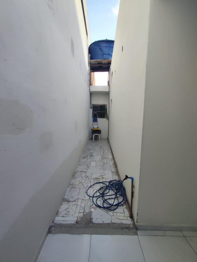 Casa à venda com 3 quartos, 200m² - Foto 4
