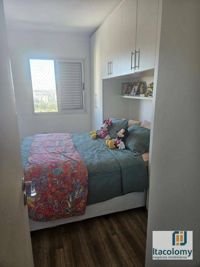 Apartamento à venda com 3 quartos, 80m² - Foto 4