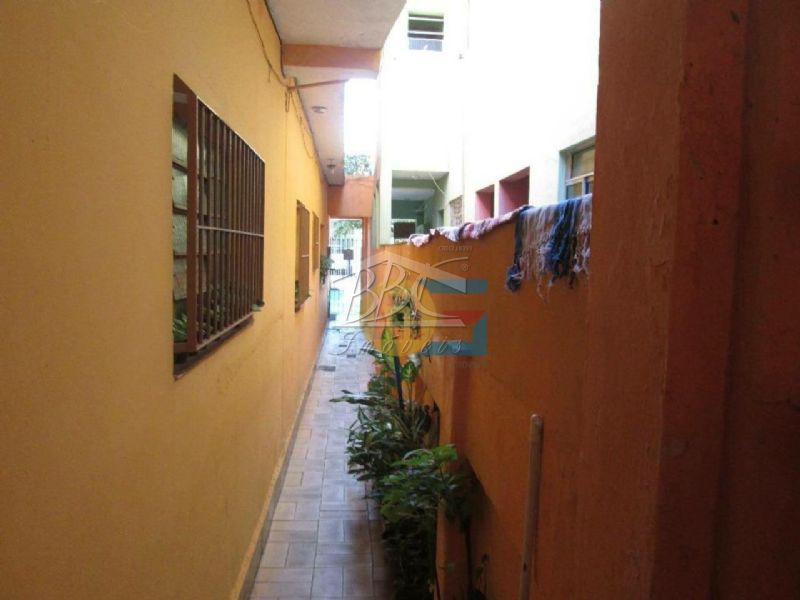 Sobrado à venda com 2 quartos, 120m² - Foto 2