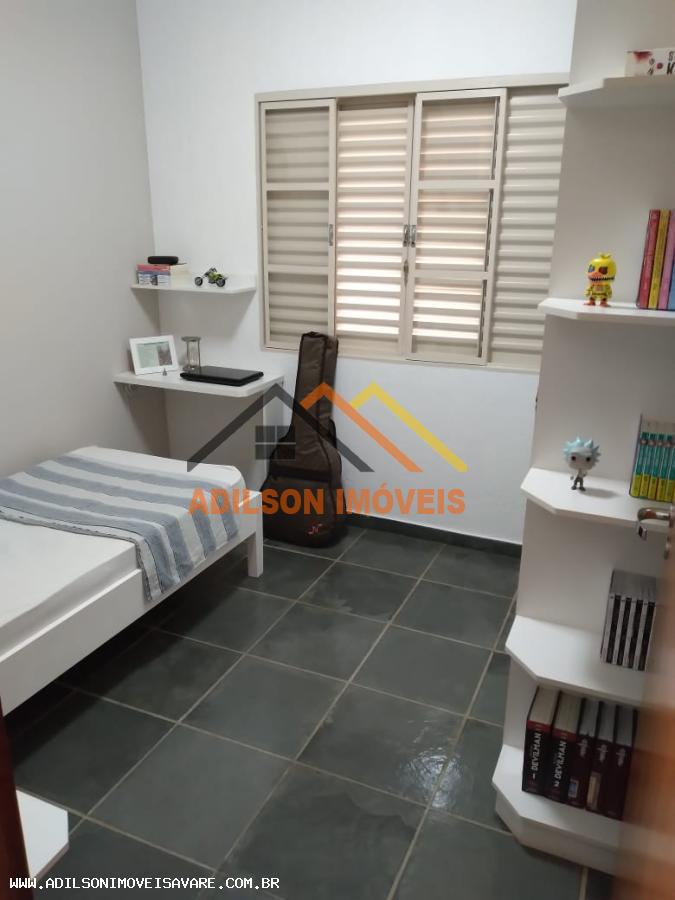 Casa à venda com 2 quartos, 250m² - Foto 5