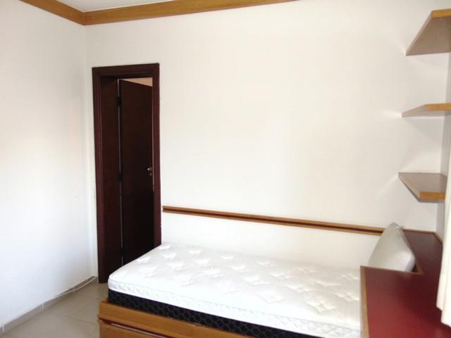 Apartamento à venda com 4 quartos, 200m² - Foto 27