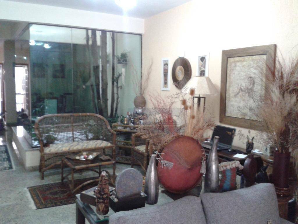 Sobrado à venda com 3 quartos, 163m² - Foto 1