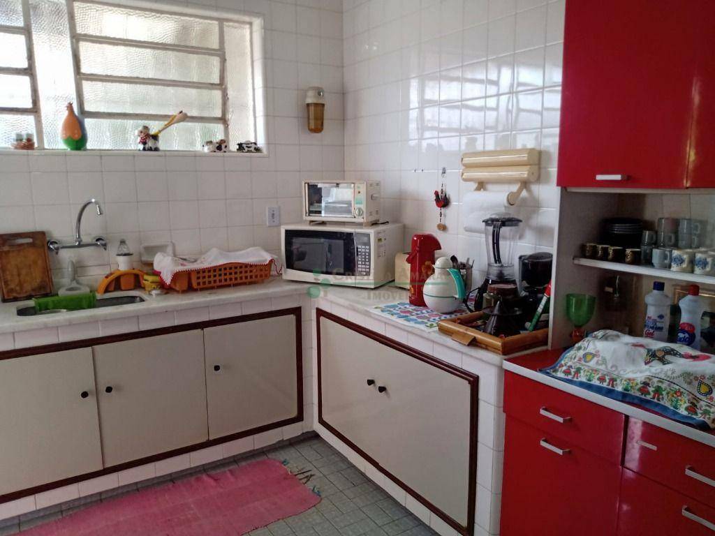 Casa à venda com 3 quartos, 300m² - Foto 31