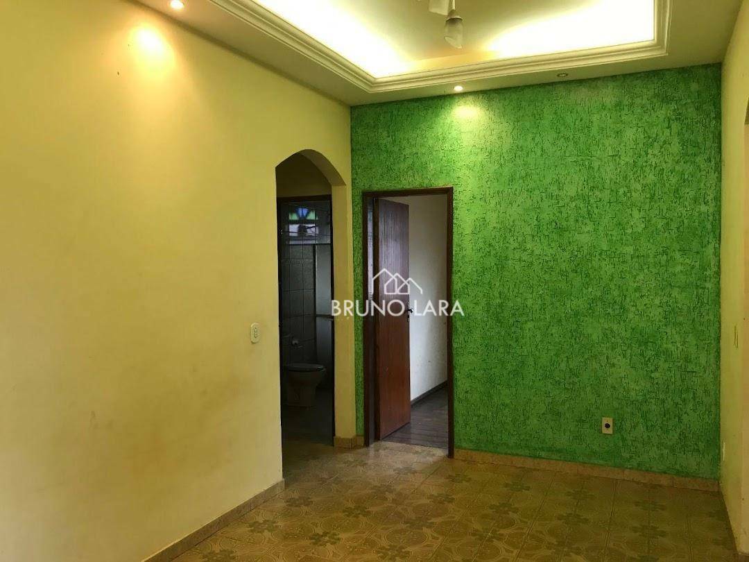 Casa à venda com 3 quartos, 360m² - Foto 6