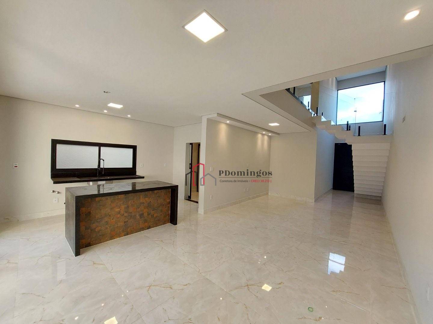 Sobrado à venda com 3 quartos, 209m² - Foto 4