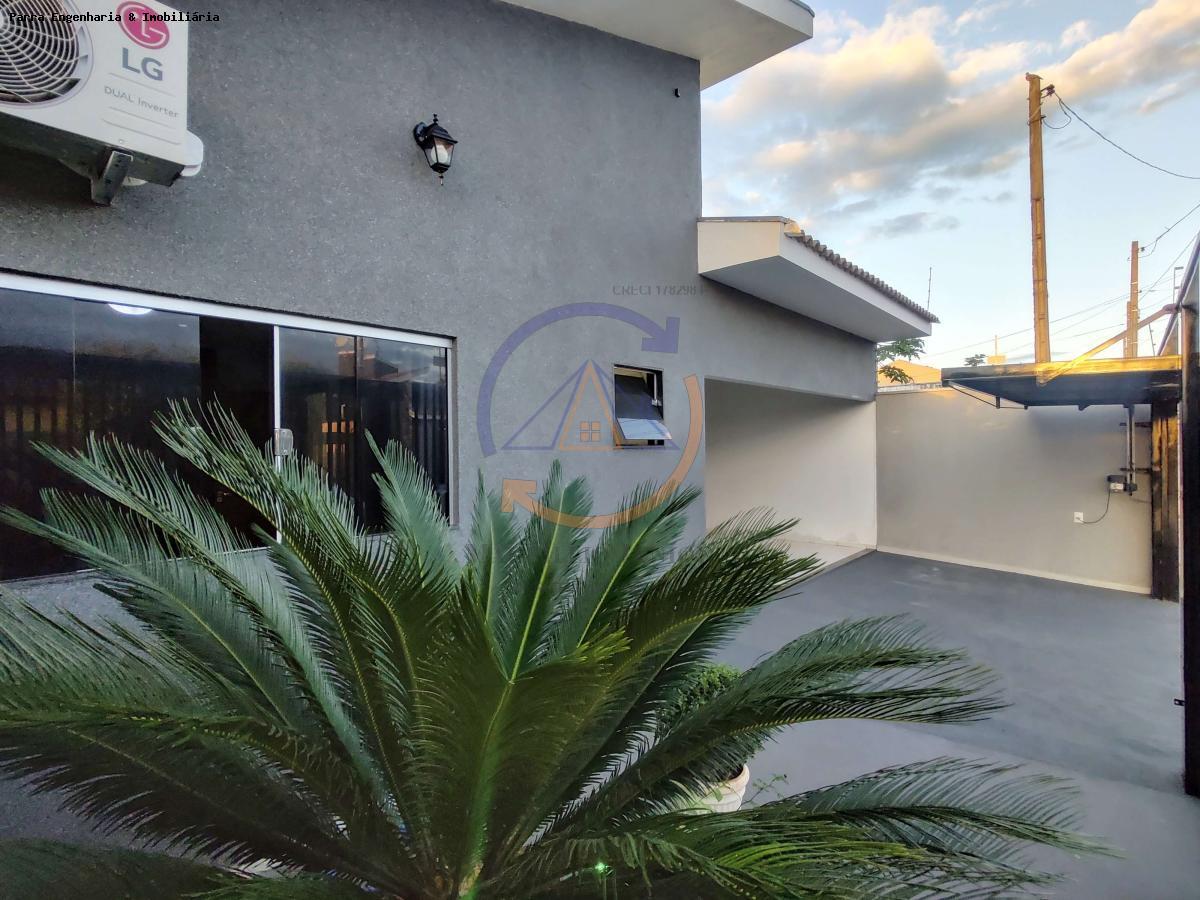 Casa à venda com 3 quartos, 200m² - Foto 22