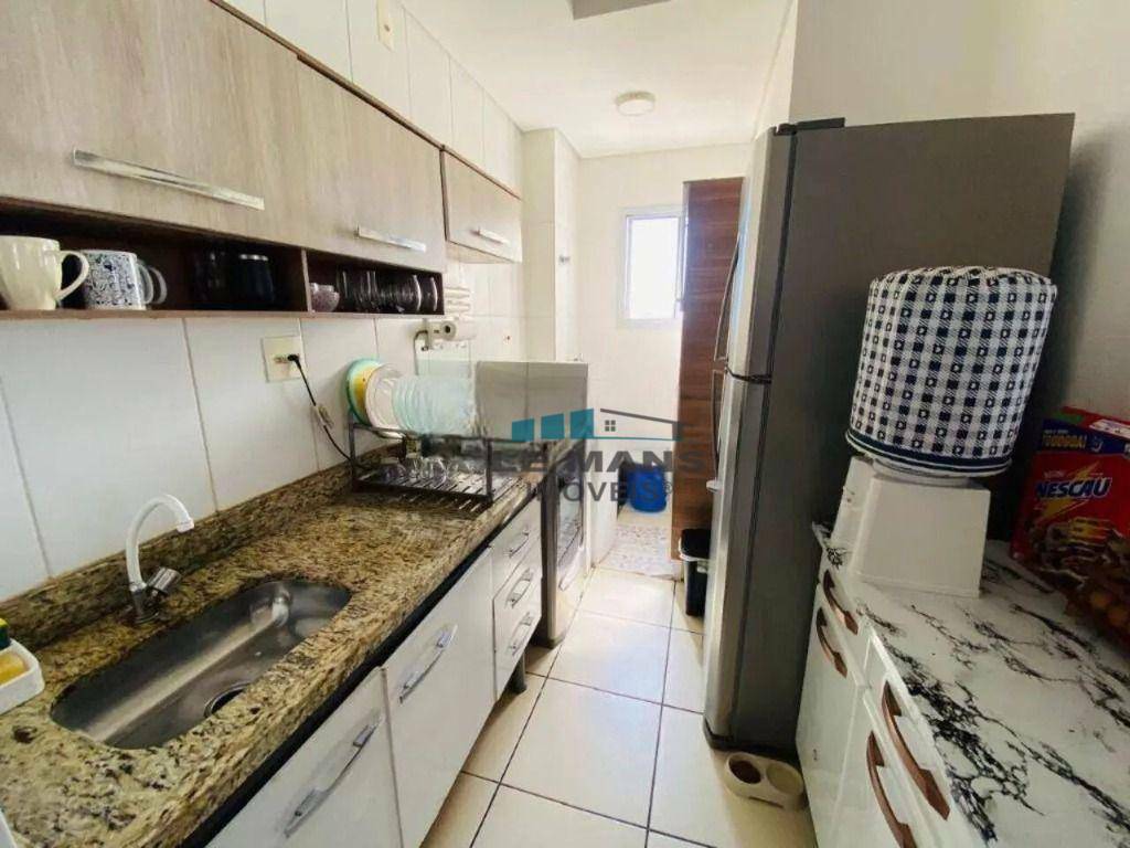 Apartamento à venda com 2 quartos, 53m² - Foto 2