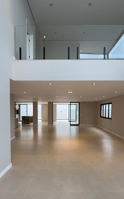 Casa de Condomínio à venda com 4 quartos, 364m² - Foto 5