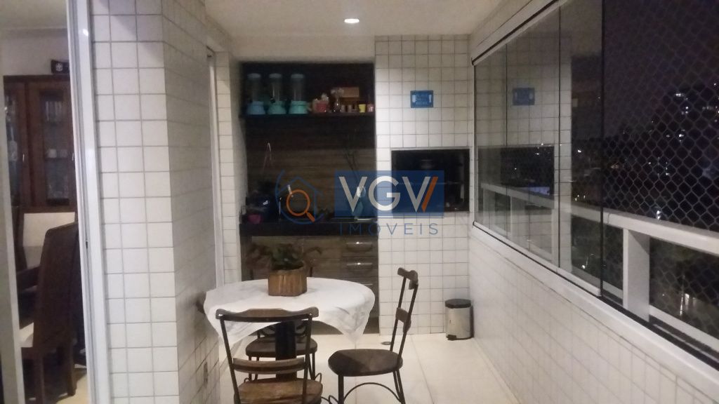 Apartamento à venda com 3 quartos, 136m² - Foto 5